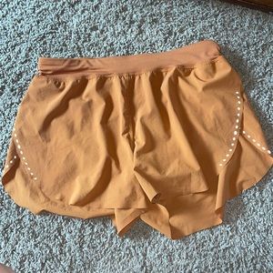 LIKE BRAND NEW Lululemon 3 inch shorts